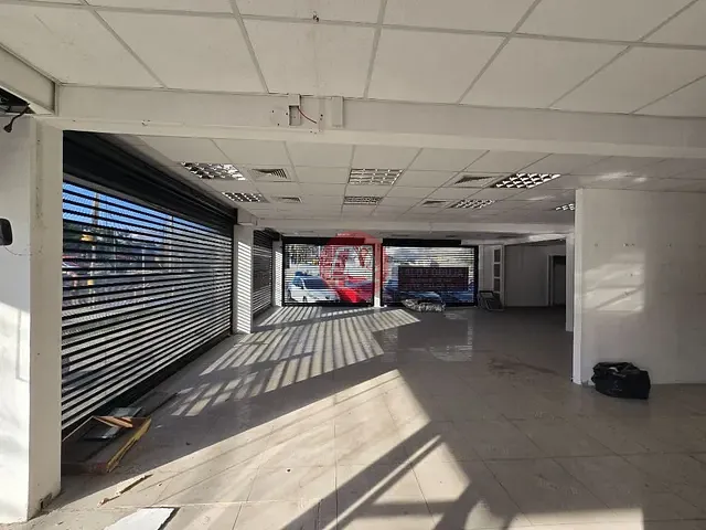 Loja para alugar, no bairro Azenha em Porto Alegre