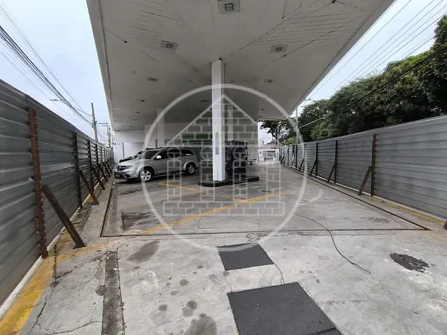 Loja com 381m², para alugar, no bairro Interlagos em São Paulo