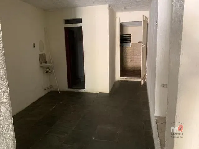 Loja à venda, no bairro Morin em Petrópolis