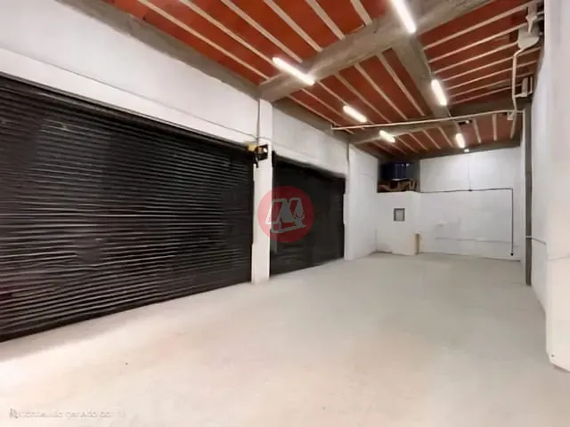 Loja com 82m², para alugar, no bairro Santana em Porto Alegre