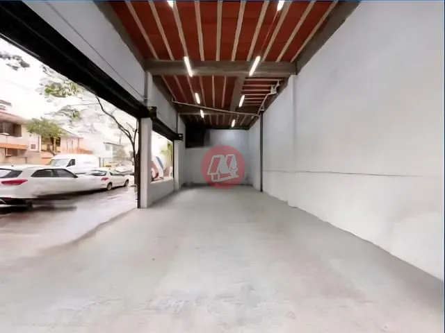 Loja com 82m², para alugar, no bairro Santana em Porto Alegre