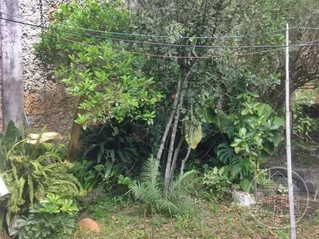 Loja com 350m², à venda, no bairro Vila Santista Cipó em Embu-Guaçu