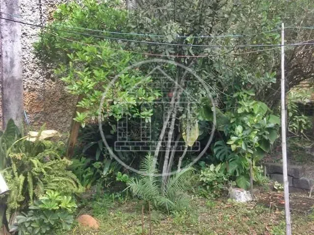Loja com 350m², à venda, no bairro Vila Santista Cipó em Embu-Guaçu