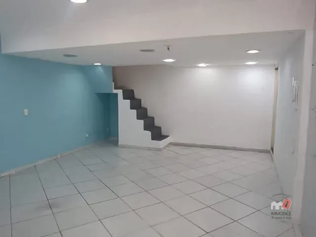 Loja com 80m², para alugar, no bairro Centro em Petrópolis