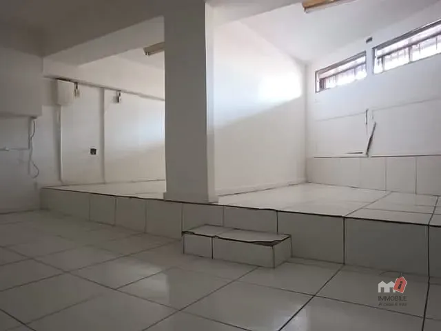 Loja com 80m², para alugar, no bairro Centro em Petrópolis