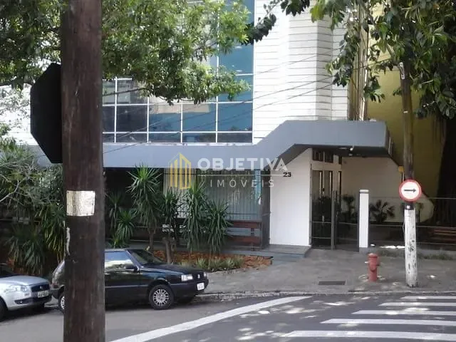 Loja com 240m², para alugar, no bairro Auxiliadora em Porto Alegre