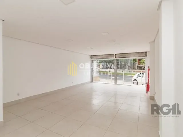 Loja à venda, no bairro Jardim Sabará em Porto Alegre