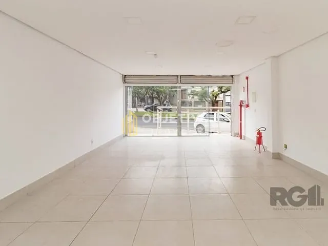 Loja à venda, no bairro Jardim Sabará em Porto Alegre
