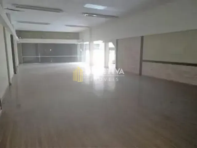 Loja para alugar, no bairro Santa Maria Goretti em Porto Alegre