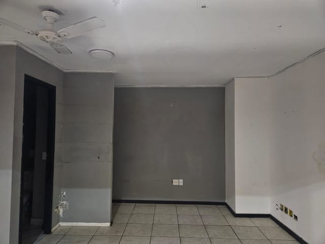 Loja à venda, no bairro Centro em Petrópolis