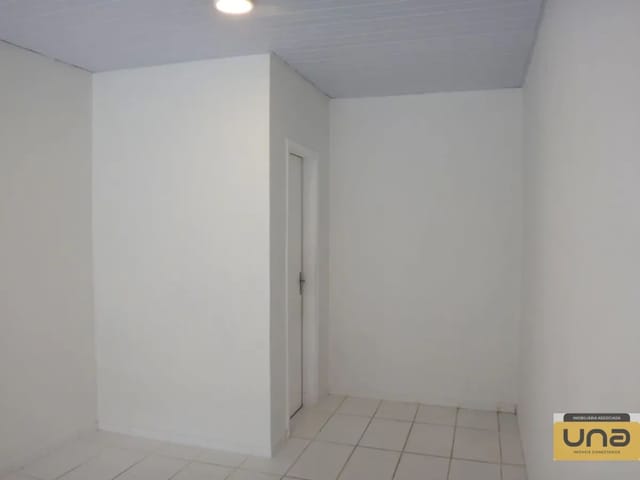 Loja para alugar, no bairro HAUER em Curitiba