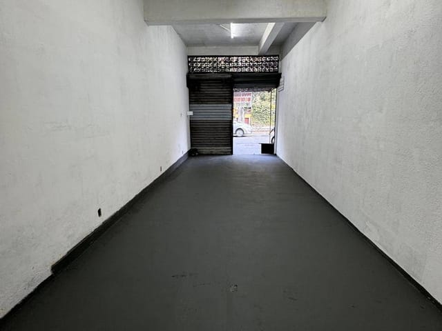 Loja para alugar, no bairro Bingen em Petrópolis