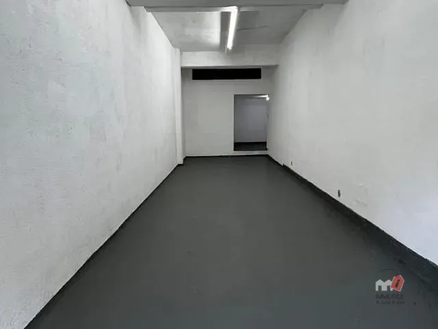 Loja para alugar, no bairro Bingen em Petrópolis