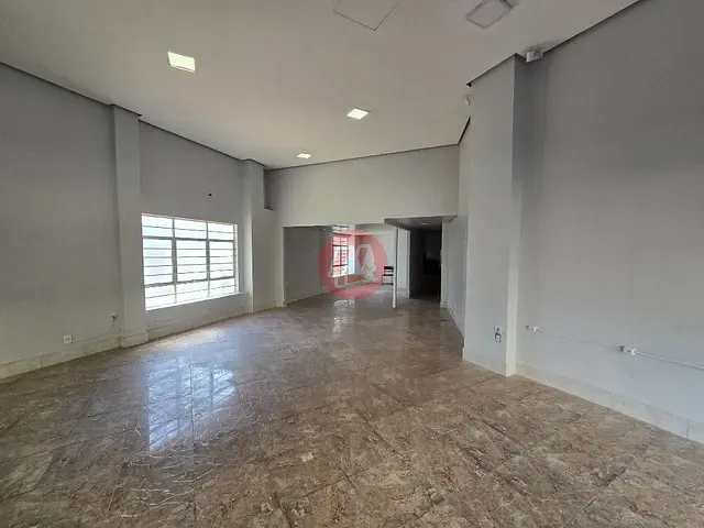 Loja para alugar, no bairro Petrópolis em Porto Alegre