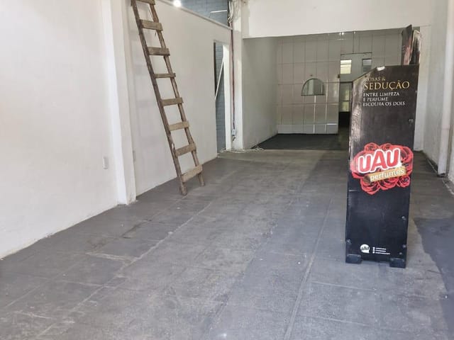 Loja para alugar, no bairro Castelanea em Petrópolis