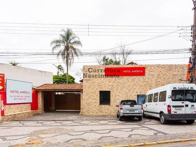 Loja com 915m², à venda, no bairro Centro em Jacareí