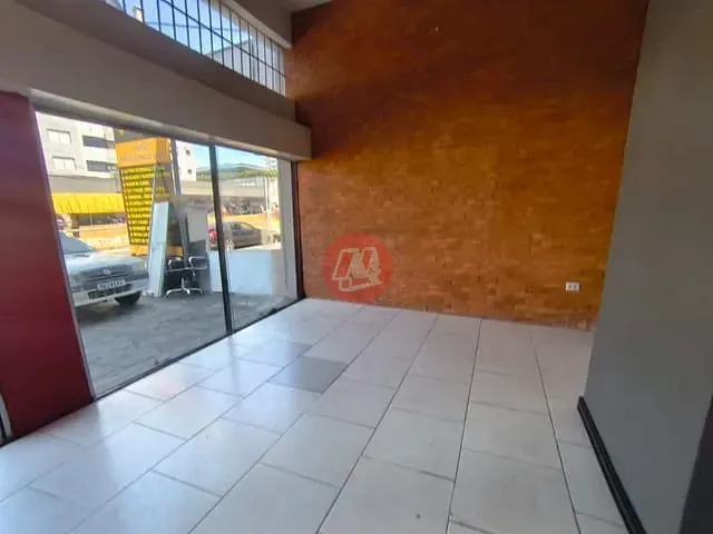 Loja para alugar, no bairro Três Figueiras em Porto Alegre