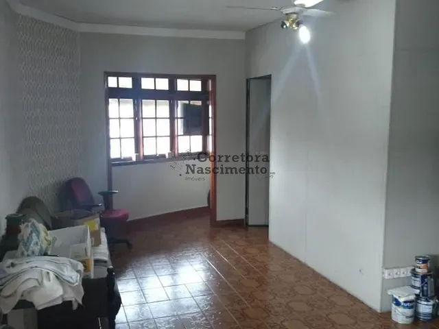 Loja com 100m², para alugar, no bairro Jardim Emília em Jacareí