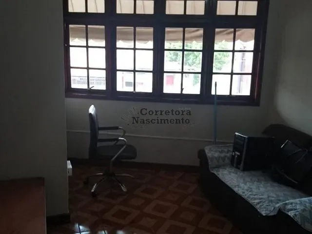 Loja com 100m², para alugar, no bairro Jardim Emília em Jacareí