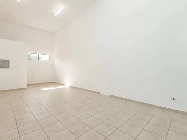 Loja para alugar, no bairro São Braz em Curitiba