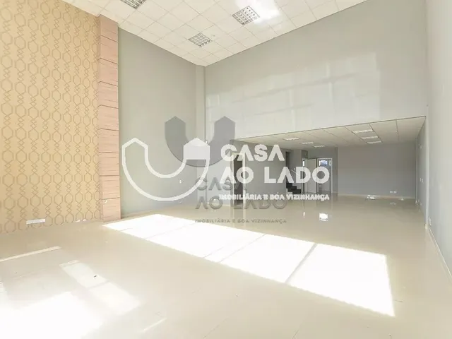Loja para alugar, no bairro Novo Mundo em Curitiba