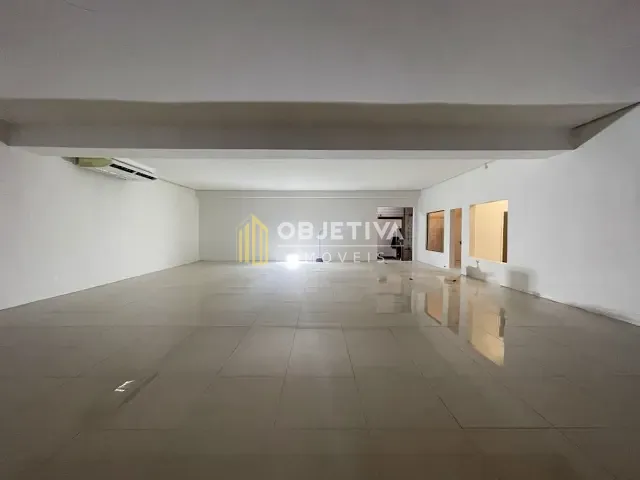 Loja com 196m², para alugar, no bairro Centro em Novo Hamburgo