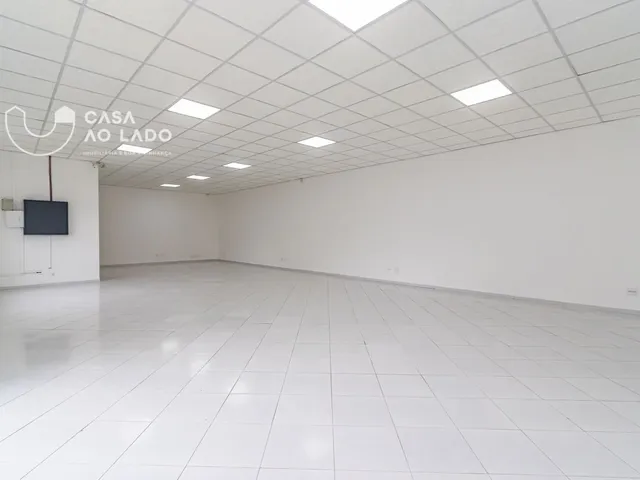 Loja com 369m², à venda, no bairro Rebouças em Curitiba