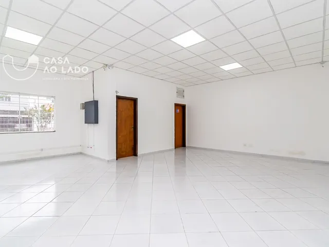 Loja com 369m², à venda, no bairro Rebouças em Curitiba