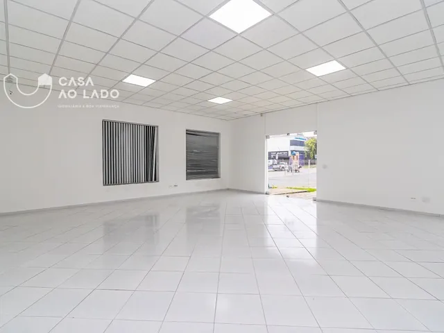 Loja com 369m², à venda, no bairro Rebouças em Curitiba