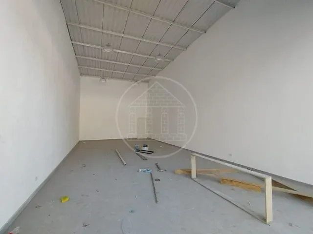 Loja com 88m², para alugar, no bairro Parelheiros em São Paulo