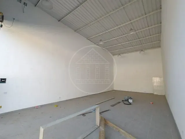 Loja com 88m², para alugar, no bairro Parelheiros em São Paulo