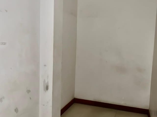 Loja à venda ou para alugar, no bairro Alto da Serra em Petrópolis