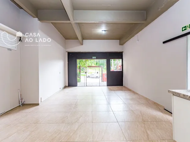 Loja para alugar, no bairro São Lourenço em Curitiba