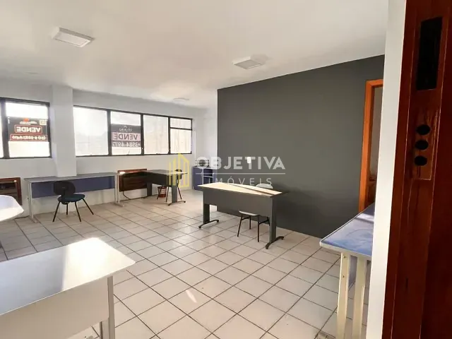 Sala com 51m², à venda, no bairro Pátria Nova em Novo Hamburgo