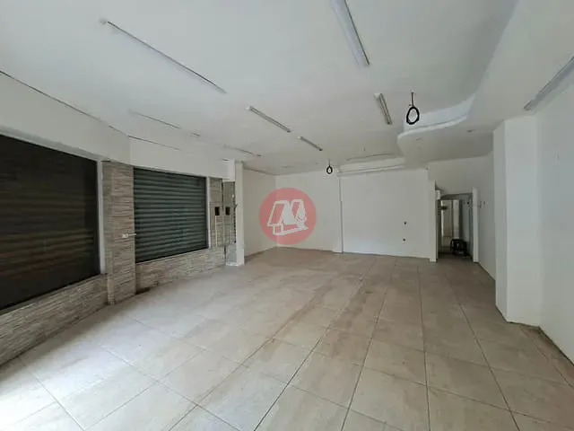 Loja para alugar, no bairro Rio Branco em Porto Alegre