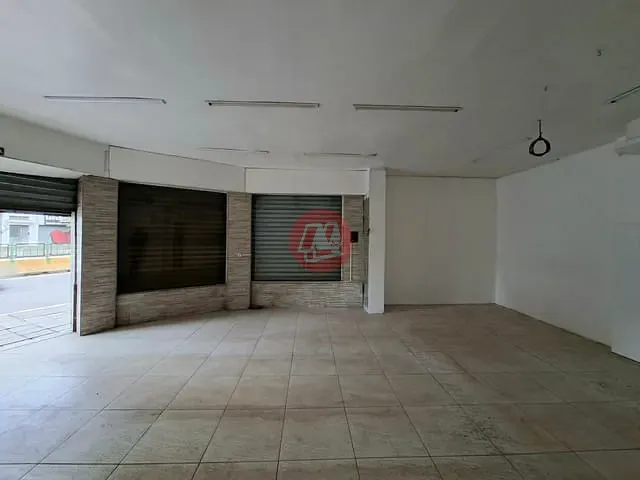 Loja para alugar, no bairro Rio Branco em Porto Alegre