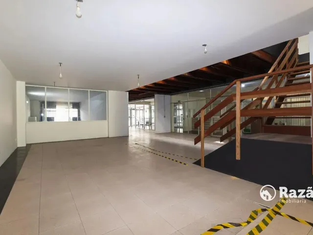 Loja para alugar, no bairro Centro em Curitiba