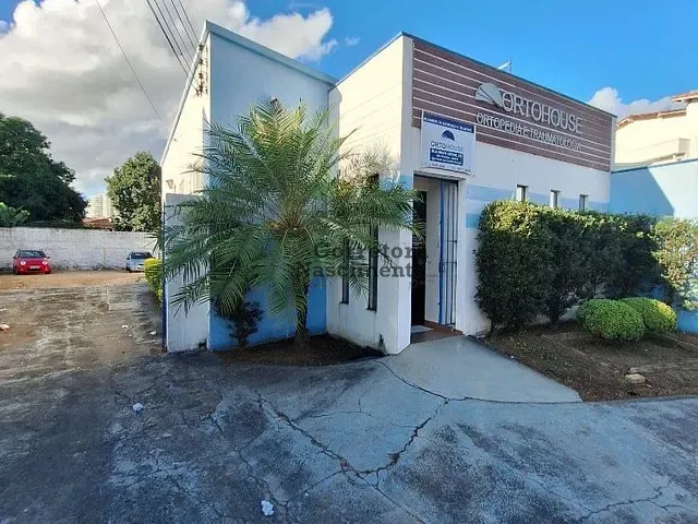 Loja com 365m², para alugar, no bairro Centro em Jacareí