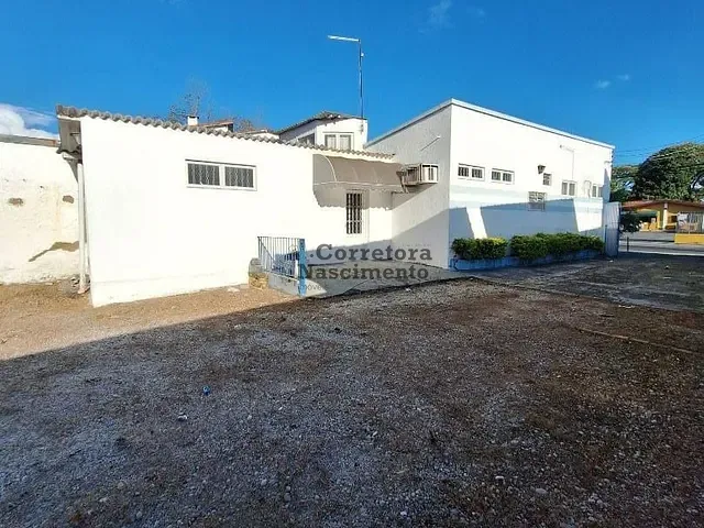 Loja com 365m², para alugar, no bairro Centro em Jacareí