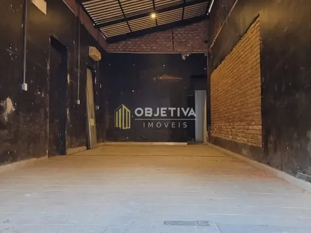 Loja à venda, no bairro Azenha em Porto Alegre