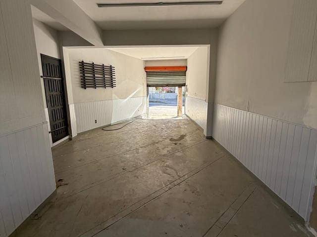 Loja para alugar, no bairro Bingen em Petrópolis
