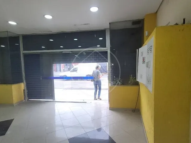 Loja com 180m², para alugar, no bairro Socorro em São Paulo