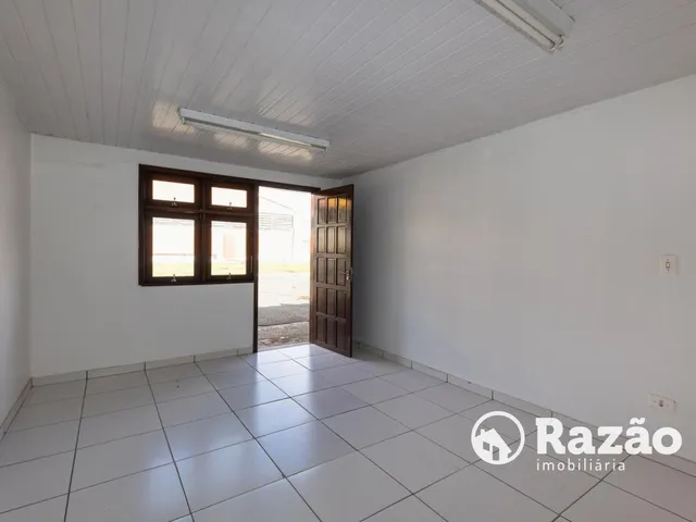 Loja para alugar, no bairro Xaxim em Curitiba