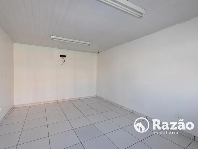 Loja para alugar, no bairro Xaxim em Curitiba