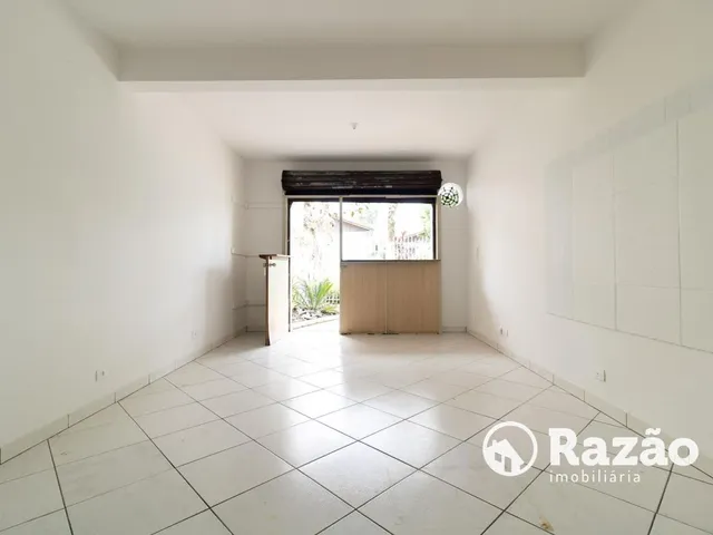 Loja para alugar, no bairro Tingui em Curitiba