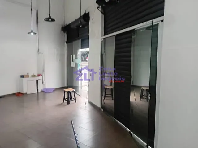Loja com 175m², para alugar, no bairro Vila Carrão em São Paulo