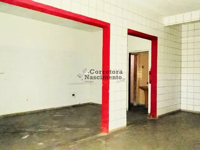 Loja com 368m², à venda, no bairro Jardim Colonia em Jacareí
