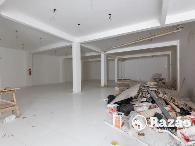 Loja para alugar, no bairro Maracanã em Colombo