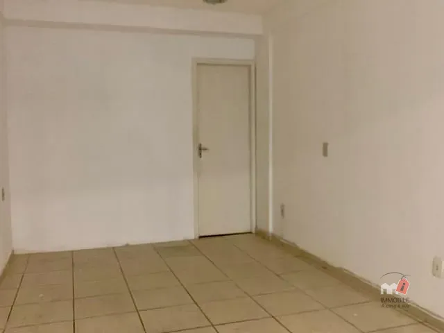 Loja para alugar, no bairro Centro em Petrópolis