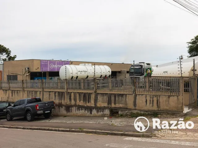 Loja para alugar, no bairro Thomaz Coelho em Araucária